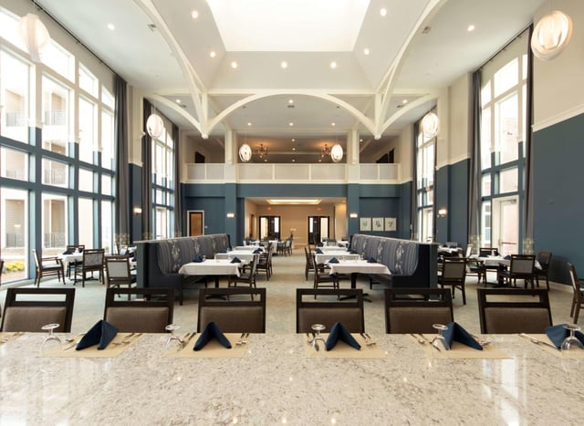 2_Suwanee_Dining-room---best-view-downstairs